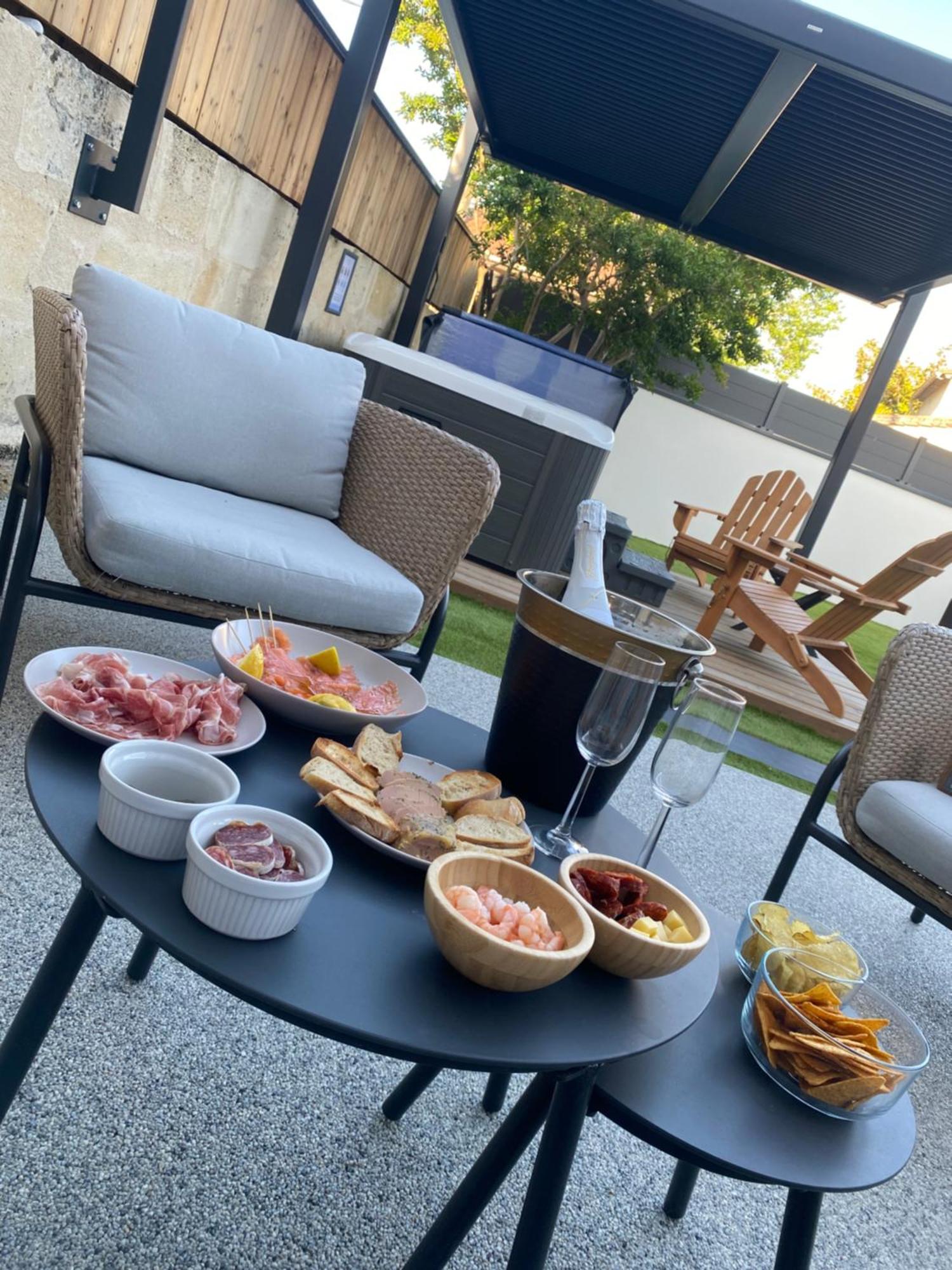 Magnifique Grange Avec Spa / Love Room Saint-André-de-Cubzac 외부 사진